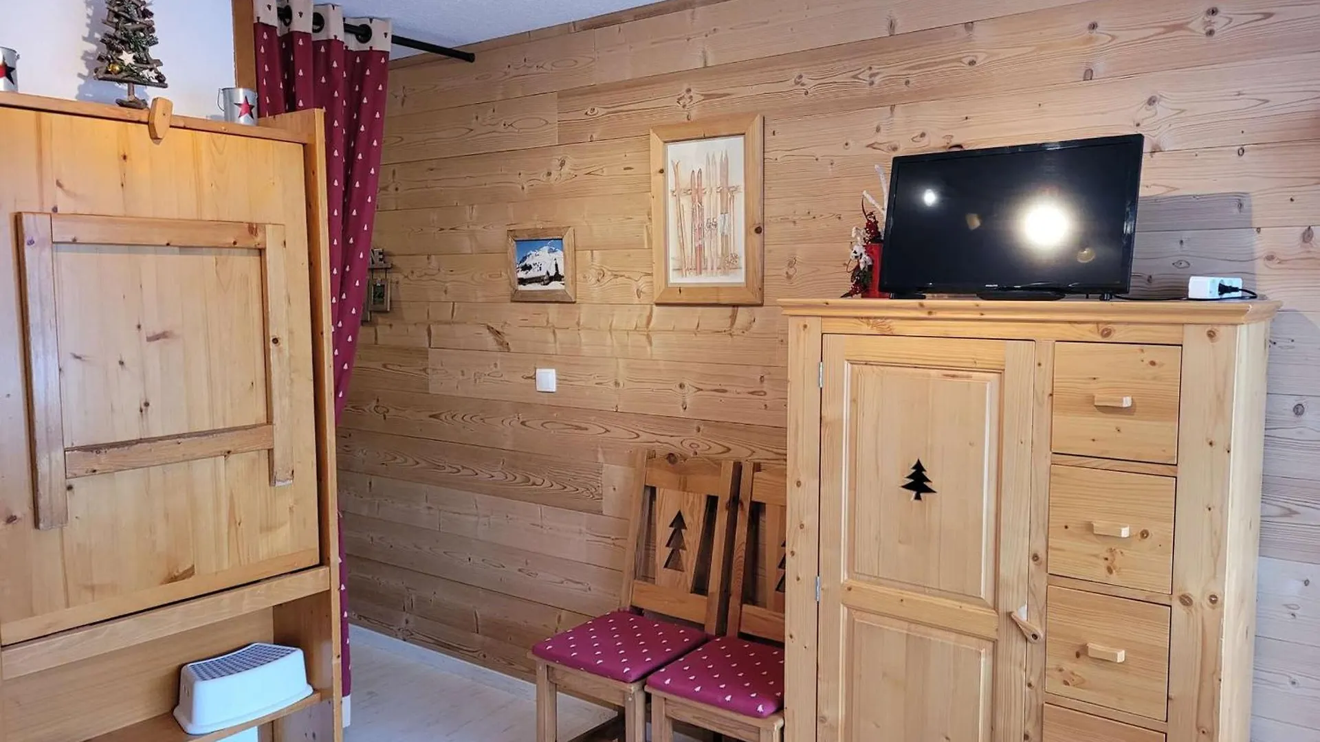 Confortable Studio Savoyard, Balcon Sud, Parking - Fr-1-458-213 Le Grand-Bornand Apartment